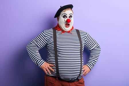 万圣节表演图片-万圣节表演素材-万圣节表演插画-摄图新视界