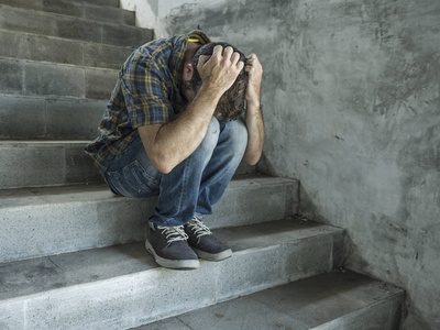 洋房外面的楼梯图片