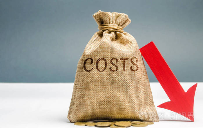 减少.削减开支.商业和金融的概念.资金管理.预算规划.收入分析.