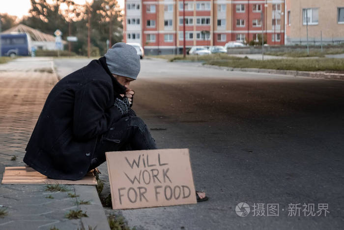 无家可归者的概念,社会问题,瘾君子,贫穷,绝望.