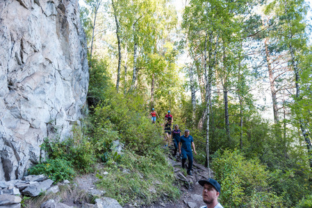 走山路.下山去.登山旅行.照片