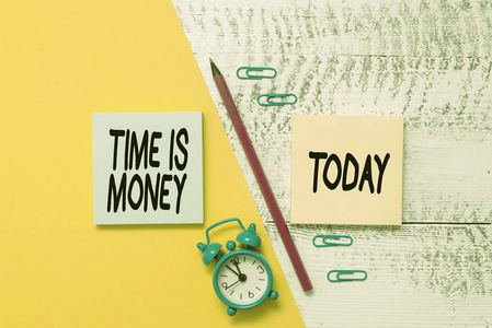 商业理念对于时间是一种宝贵的资源,尽可能快地做事情记事本记号笔