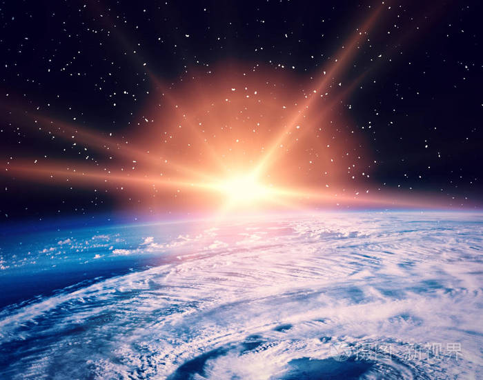太空和日出这张图片的元素由美国宇航局提供