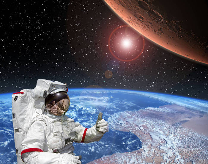 宇航员对飞往火星表示赞成火星e