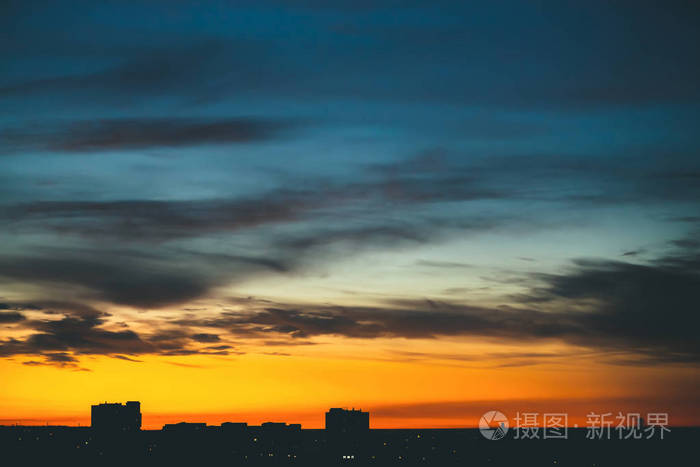 美丽的 风景 天空 浪漫的 黎明 窗口 建筑 地平线 杂色