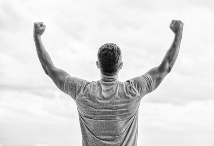 领导和竞争.未来概念.展望未来.强壮有力的身体感觉强大的后视.