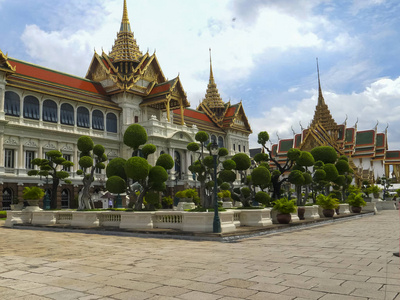 曼谷大皇宫的庭院照片