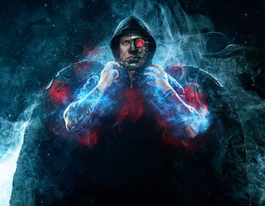 刺客信条四神秘的黑衣人戴着蒸汽朋克的翅膀面具.来自未来的角色巫师.