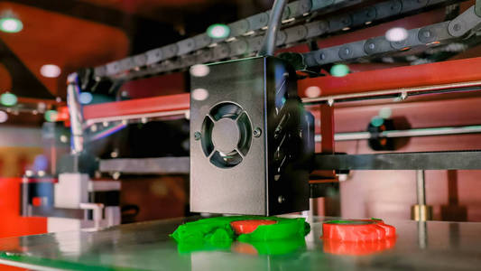 现代科技展上的三维打印机图片