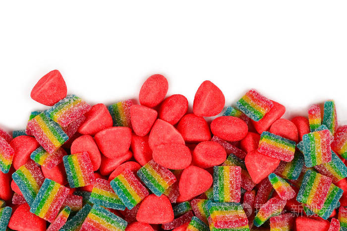 juicycolorfuljellysweetsisolatedonwhitegummycandies