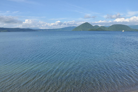 北海道洞爷湖火山口图片