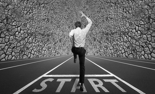 起跑线上的位置图片