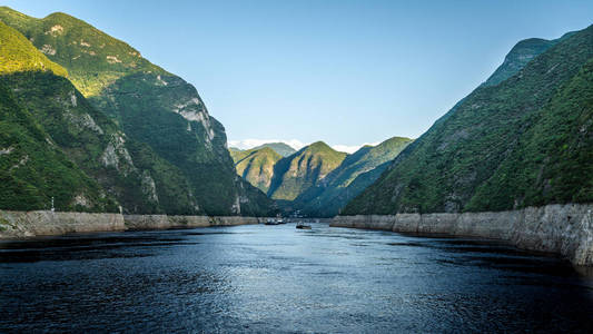 长江三峡第二峡图片