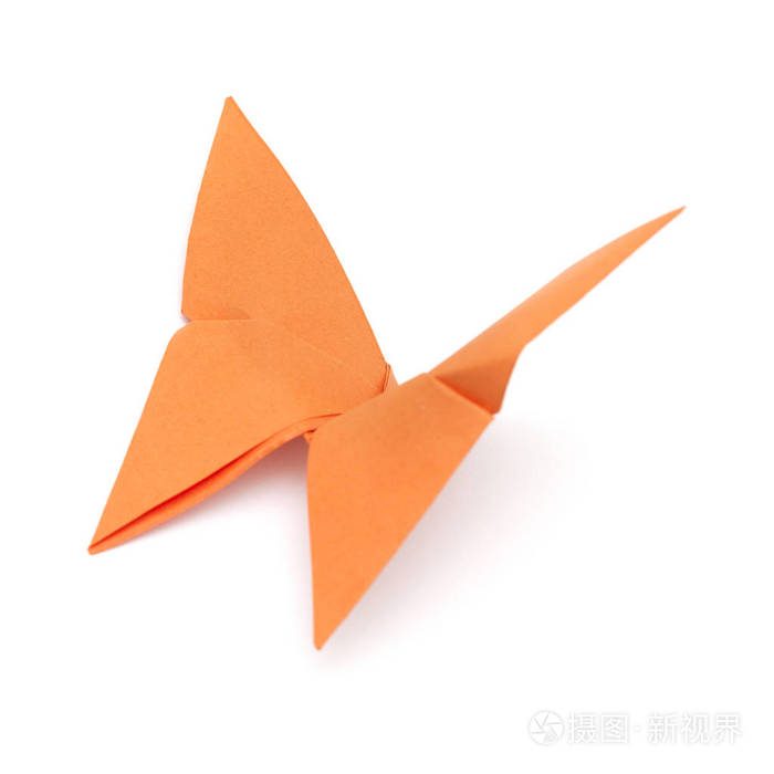 白色背景下的折纸模型