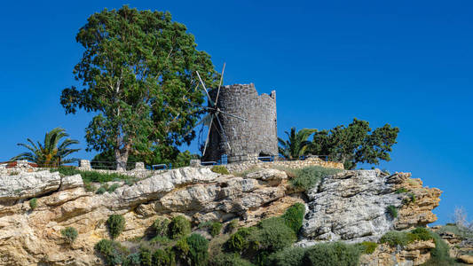 萨尔塞爱琴海海岸位于土耳其锡加吉克和塞费里希萨尔地区照片