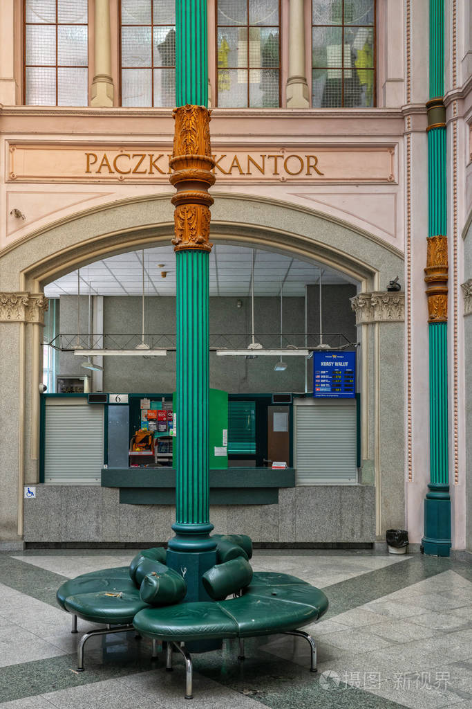 波兰什切金市历史悠久的邮局的内景照片-正版商用图片2ob749-摄图新