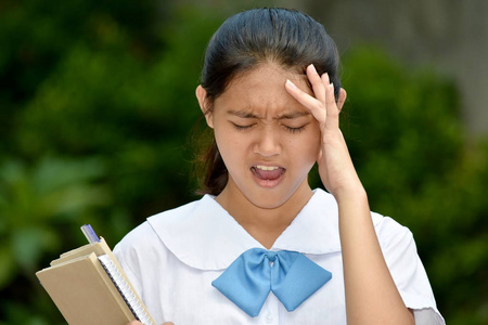 女学生少年头痛图片