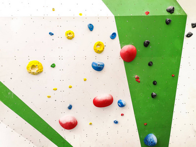垂直的攀岩墙图片