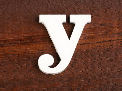 小写字母y-木字块照片