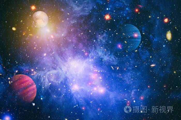 深空螺旋星系自由空间中行星和星系的恒星宇宙中的彩色星云和开放星团