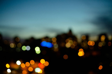 夜幕朦胧的城市波基高光天空图片