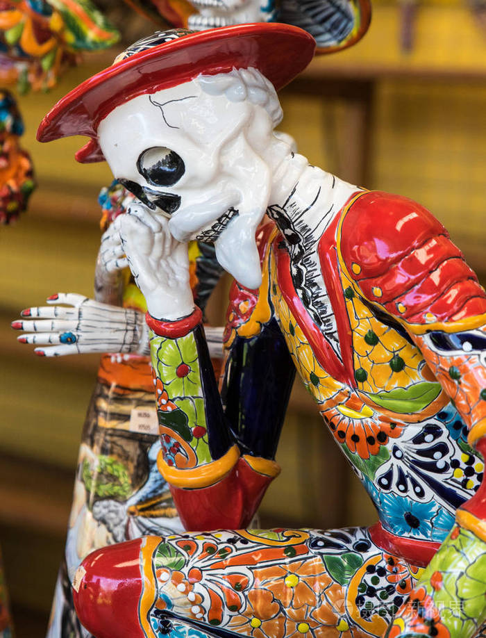 传统的墨西哥头骨卡拉维拉骷髅拉穆尔特面具和其他可怕的死亡标志死亡