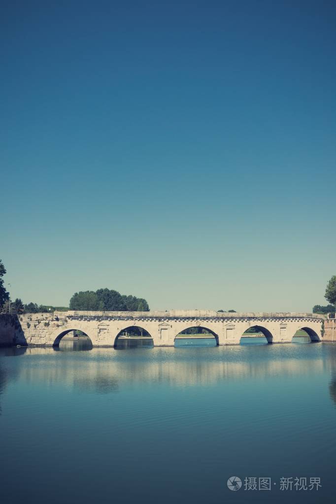 意大利里米尼镇提比略桥