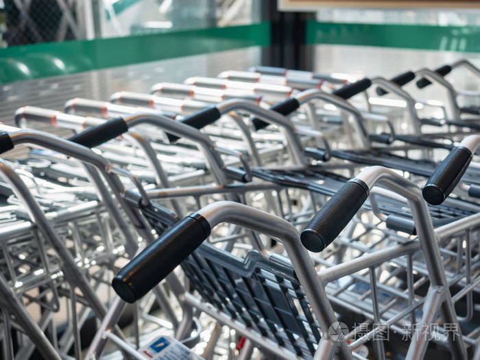 Supermarket Trolley Shopping Consumer Retail shopper 