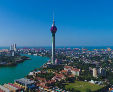 斯里兰卡首都斯里兰卡科伦坡-2018年12月5日;科伦坡城市天际线与现代