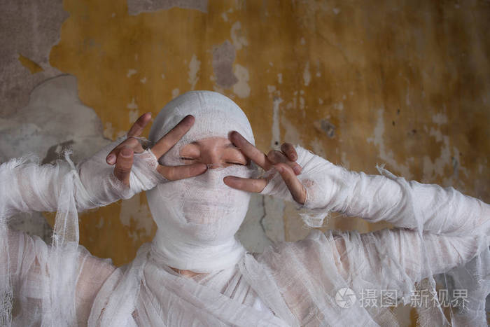 万圣节形象裹着绷带的木乃伊复活的传奇人物