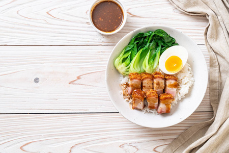 脆皮猪肚饭照片