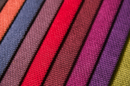 家具和服装装潢的色彩鲜艳的布料样品.