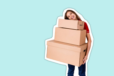 微笑的女商人手里拿着很多大纸箱m插画