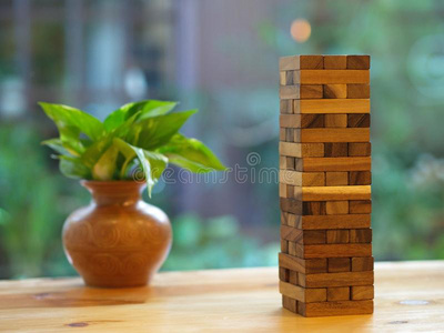 木制的块游戏.木材塔构造立方形玩具.