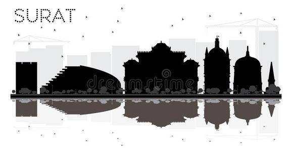 印度苏拉特产的劣质棉布城市地平线黑的和白色的轮廓和反映.
