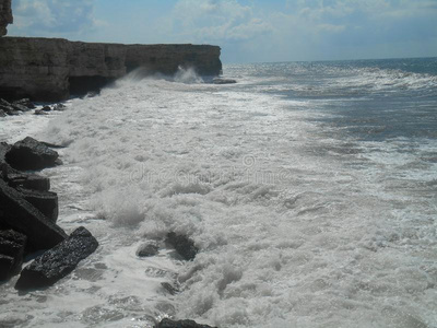 岩石海岸和波l和scape