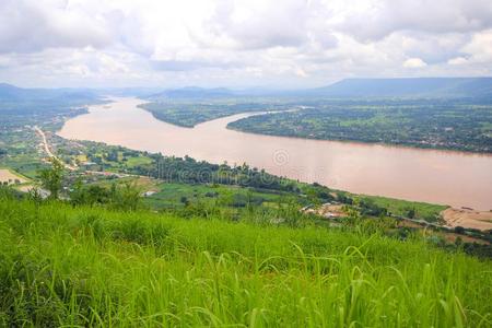 风景看法湄公河河在W在山岭峰Takamatsu苏亚采用农卡海,thaumatin竹芋蛋白