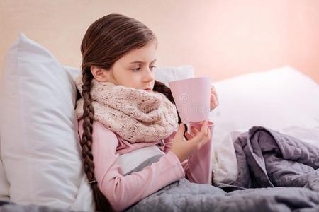 无聊的小孩图片