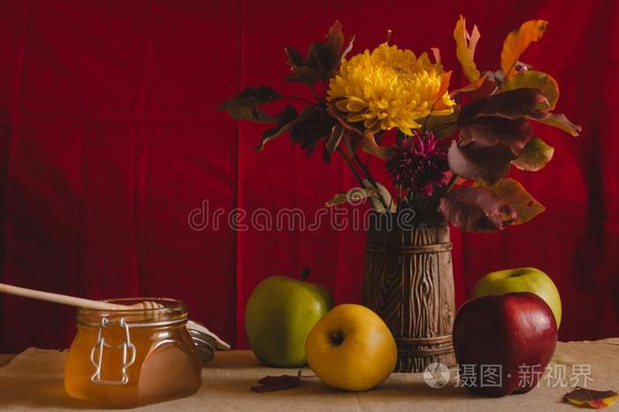 秋仍生活蜂蜜,苹果和秋花