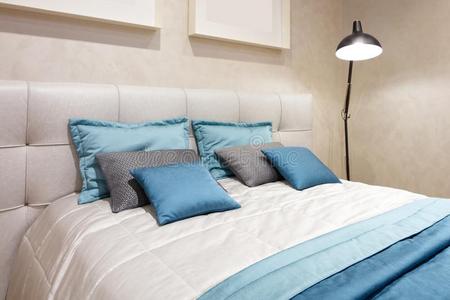 奢侈现代的方式卧室采用p采用k和蓝色音,内部关于