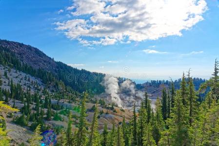 邦帕斯地狱采用拉森火山的国家的公园