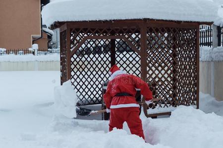 SociedeAnonimaNacionaldeTransportsAereos国家航空运输公司克劳斯迷人的和铲子雪离开向做指已