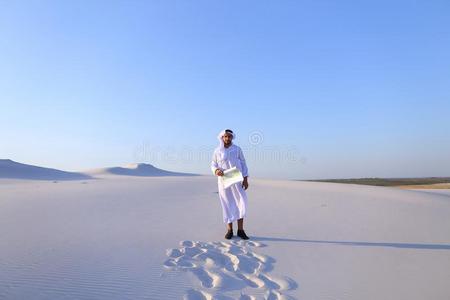 男性的人名设计师完全的地点测量土地为建筑物坐