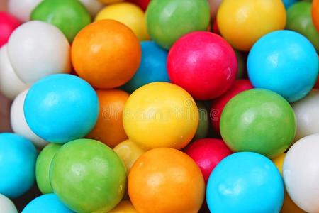 泡口香糖咀嚼口香糖质地.彩虹多彩的口香糖ballsSwitzerland瑞士
