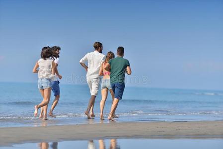 友情自由海滩夏假日观念