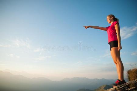 夫人看台向一pe一k关于mount一in一t日落