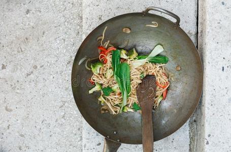 亚洲人食物采用cook采用g平底锅