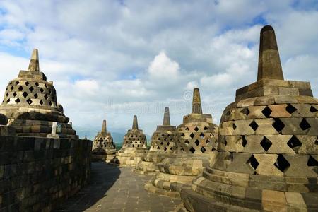 婆罗浮屠生活片断的复杂石雕庙采用日惹,爪哇,印尼