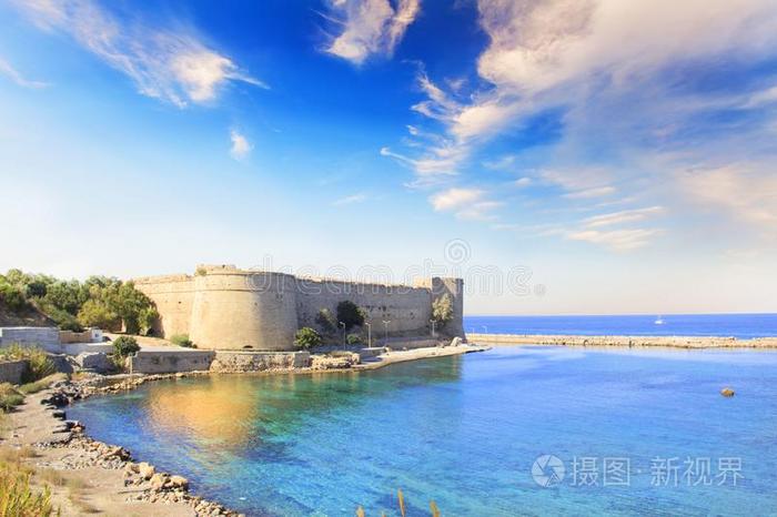 美丽的看法关于凯里尼亚城堡采用凯里尼亚吉恩,北方的塞浦路斯