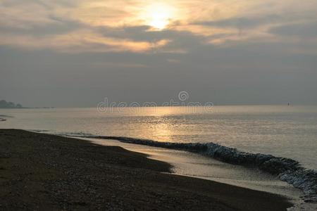 金色的波浪关于海质地